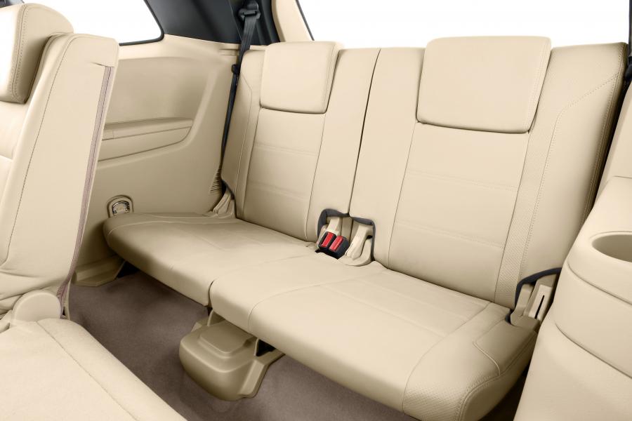  Ford Everest 2014 года  (фото 46 из 50)
